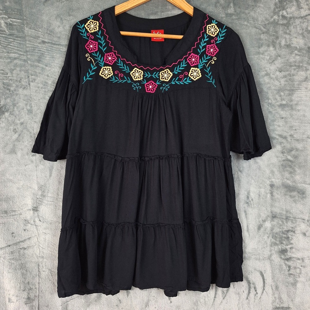 Womens Top‎ Medium Black Floral Embroidered Boho Tiered Peasant Hippie Tunic